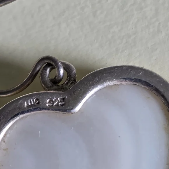 Mother of Pearl Heart Drop Earrings & Pendant in 925 Sterling Silver LUC - Picture 7 of 16